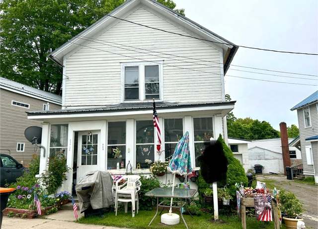 Property at 225 Spring St, Corry, PA 16407, 4 beds, 2 baths