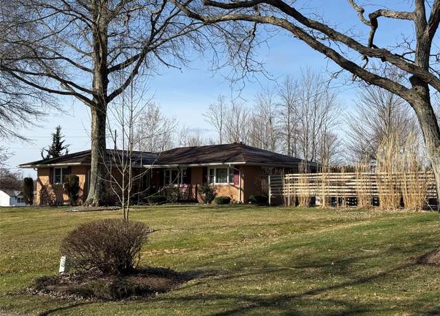 Property at 8706 Mayfair Dr, Mckean, PA 16426, 4 beds, 2 baths