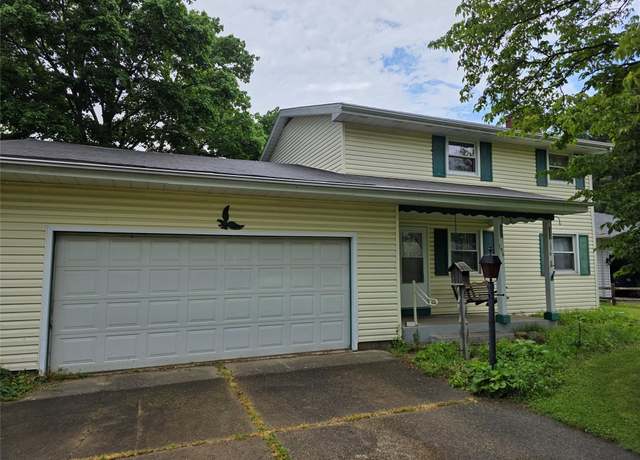 Property at 136 Hathaway St, Girard, PA 16417, 3 beds, 2.5 baths
