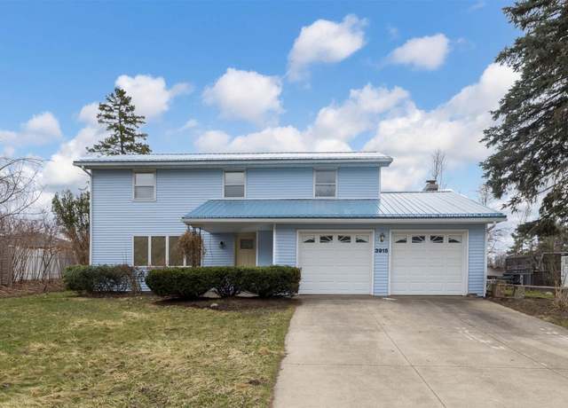 Property at 3915 Roxbury Rd, Erie, PA 16506, 4 beds, 3.5 baths