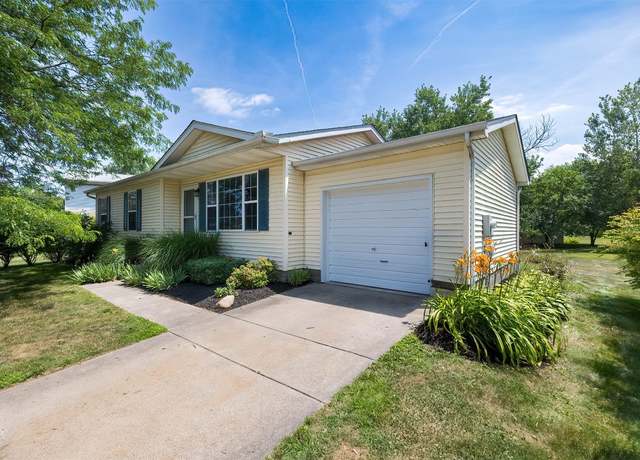 Property at 10335 Rose St, Lake City Boro, PA 16423, 3 beds, 1 bath