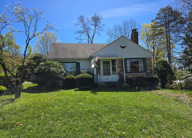 Property at 719 N Morgan St, Meadville, PA 16335, 3 beds, 2 baths