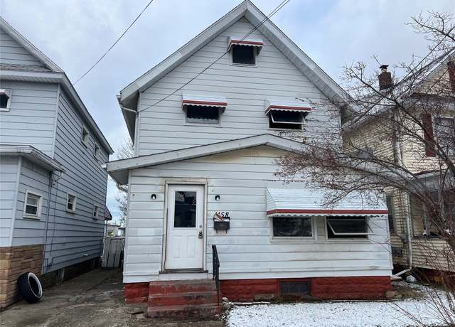 Property at 1158 W 20th St, Erie, PA 16502, 3 beds, 1 bath