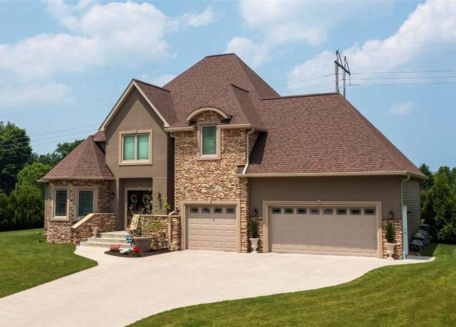 Property at 4758 Thoroughbred Loop, Erie, PA 16506, 4 beds, 3.5 baths
