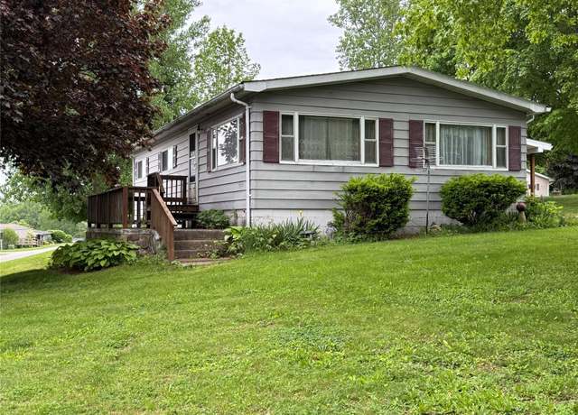 Property at 210 George St, North East, PA 16428, 3 beds, 1.5 baths