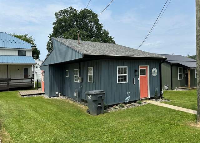 Property at 3140 Whitehouse Dr, Erie, PA 16505, 1 bed, 1 bath