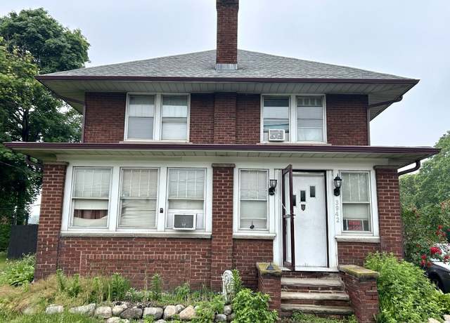 Property at 3942 W Ridge Rd, Erie, PA 16506, 4 beds, 1.5 baths