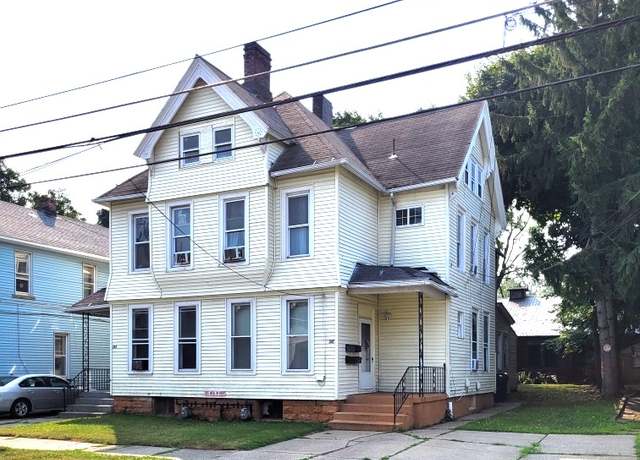 Property at 223 W 16 St, Erie, PA 16502, 8 beds, 7 baths