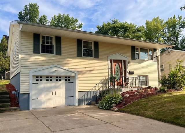 Property at 2537 E 44th St, Erie, PA 16510, 4 beds, 2 baths
