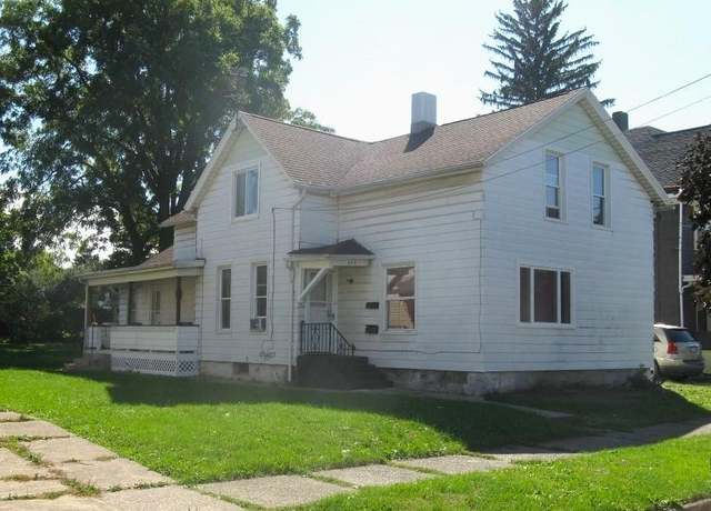 Property at 449 E 25th St, Erie, PA 16503, 7 beds, 2 baths