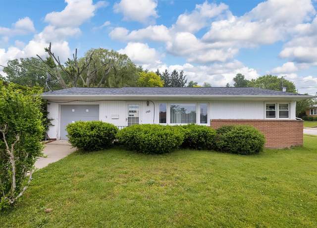 Property at 1303 Anna Ct, Erie, PA 16504, 3 beds, 1 bath