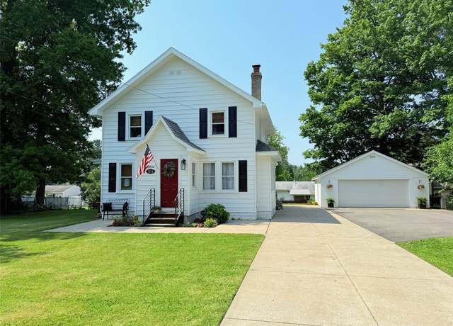 Property at 1834 W 52nd St, Erie, PA 16509, 3 beds, 2 baths