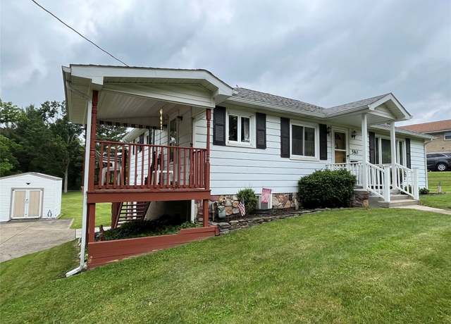 Property at 580 Jefferson St, Meadville City, PA 16335, 3 beds, 1.5 baths