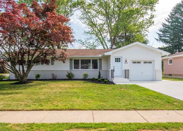 Property at 3605 Bird Dr, Erie, PA 16510, 3 beds, 2 baths