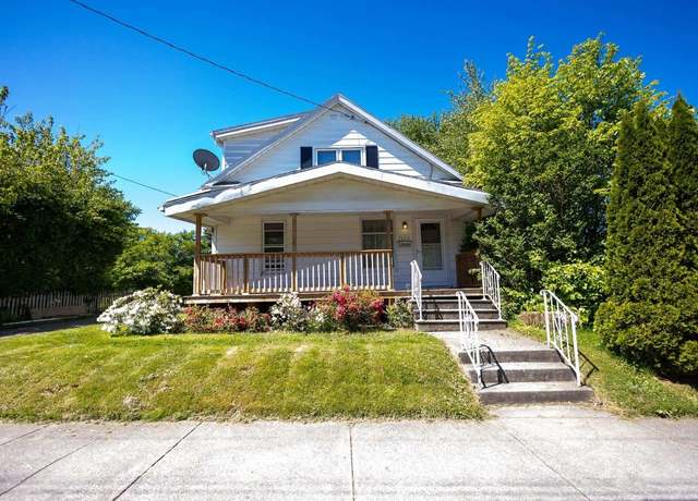 Property at 3926 Wood St, Erie, PA 16509, 4 beds, 1.5 baths
