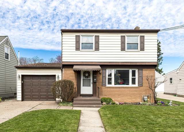 Property at 1944 W 36th St, Erie, PA 16508, 3 beds, 1.5 baths