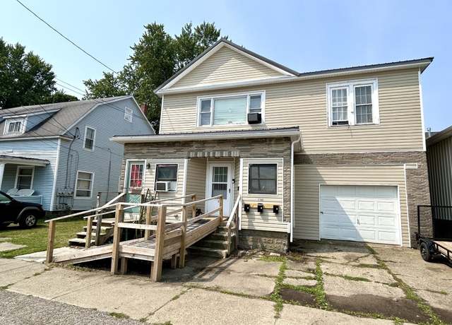 Property at 2146 Main St, Lake City Boro, PA 16423, 6 beds, 3 baths