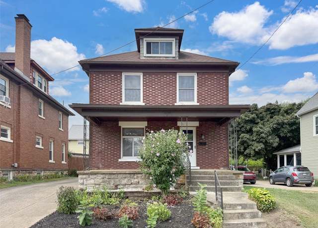 Property at 2118 Poplar St, Erie, PA 16502, 4 beds, 2 baths