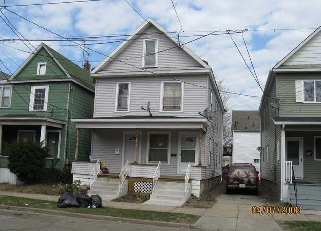 Property at 754 E 9th St, Erie, PA 16503, 6 beds, 2 baths