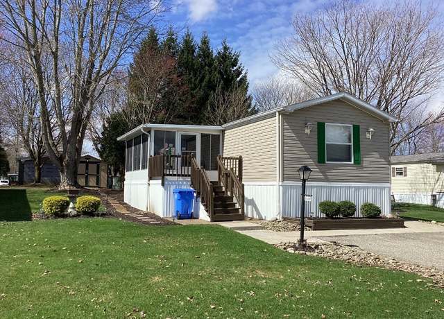 Property at 7370 Holly Dale Dr, Erie, PA 16509, 3 beds, 2 baths