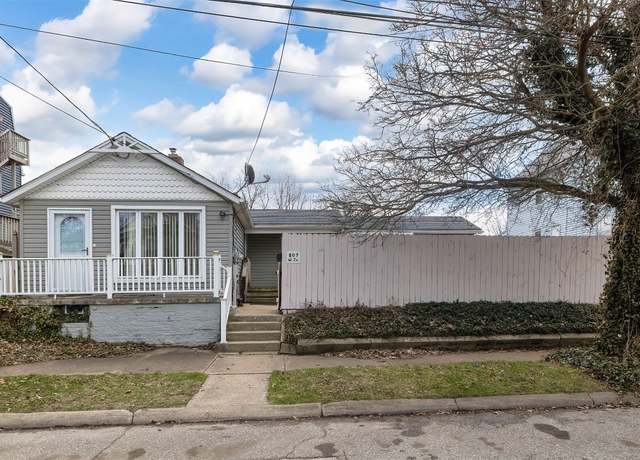 Property at 807 W 2nd St, Erie, PA 16507, 2 beds, 1 bath