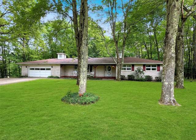 Property at 12191 Skyview Dr, Edinboro, PA 16412, 3 beds, 2 baths