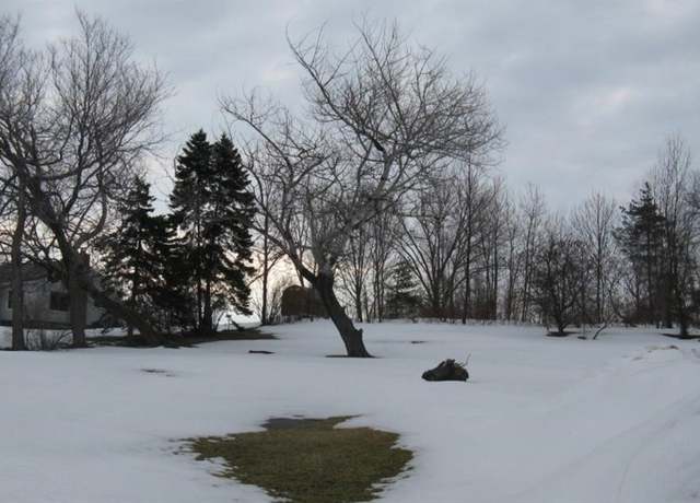 Property at 1323 E Grandview Blvd Ave, Erie, PA 16504