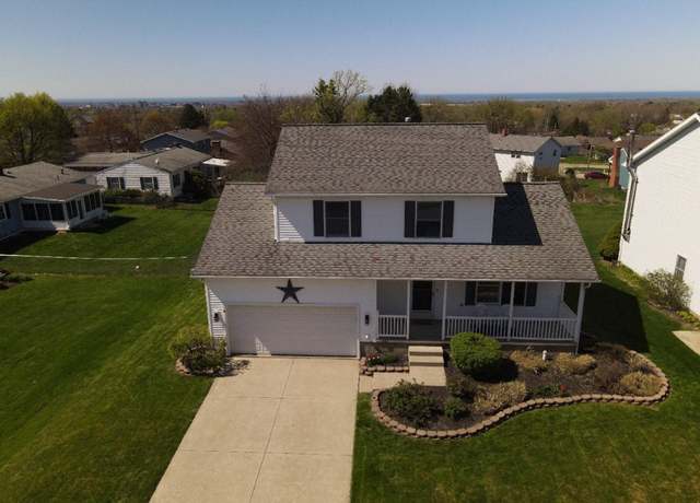 Property at 816 E Grandview Blvd, Erie, PA 16504, 3 beds, 1.5 baths