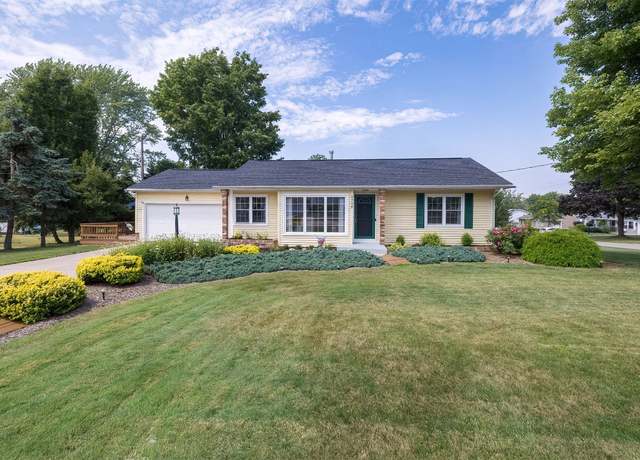 Property at 4504 Budd Dr, Erie, PA 16506, 2 beds, 1.5 baths