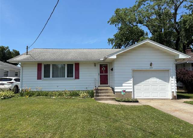 Property at 1830 W 33rd St, Erie, PA 16508, 3 beds, 2 baths