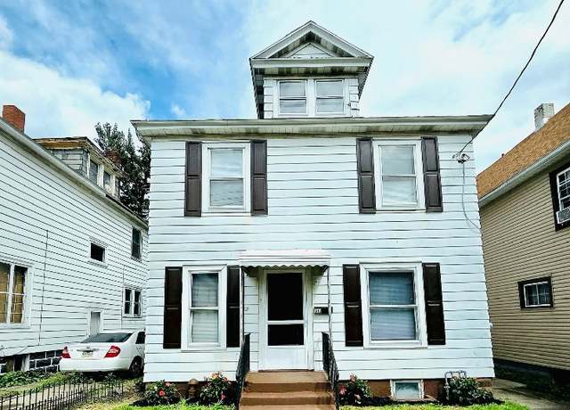 Property at 312 E 27th St, Erie, PA 16504, 4 beds, 2 baths
