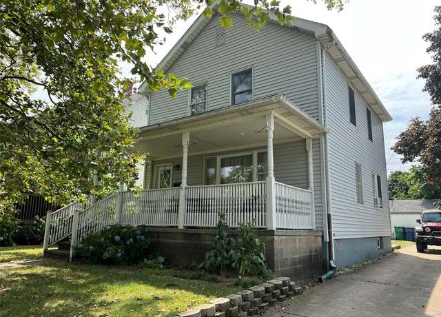 Property at 1048 Smithson Ave, Erie, PA 16511, 3 beds, 1 bath