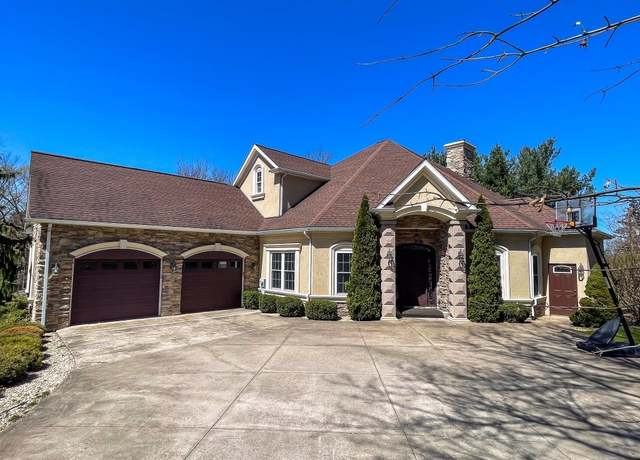 Property at 3966 Solar Dr, Millcreek, PA 16506, 4 beds, 3 baths
