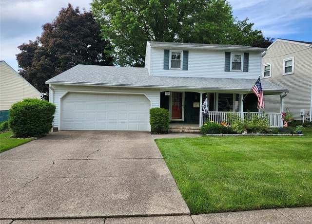 Property at 714 E 43rd St, Erie, PA 16504, 3 beds, 1.5 baths