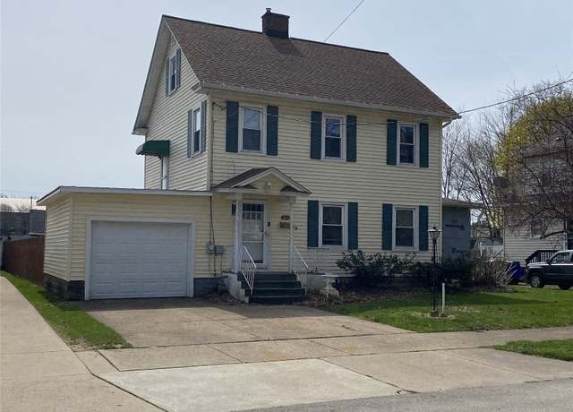 Property at 2715 W 25th St, Erie, PA 16506, 4 beds, 2 baths