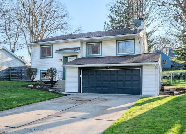 Property at 244 Harbor Rd, Harborcreek, PA 16511, 4 beds, 2 baths