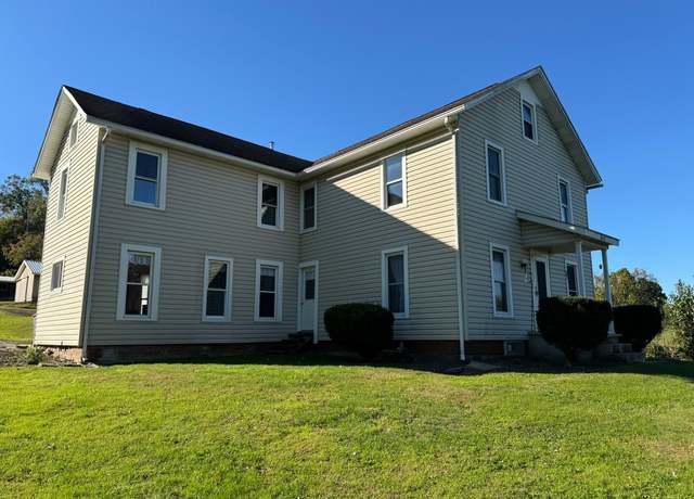 Property at 546 Conneaut Lake Rd, Adamsville, PA 16110, 5 beds, 1 bath