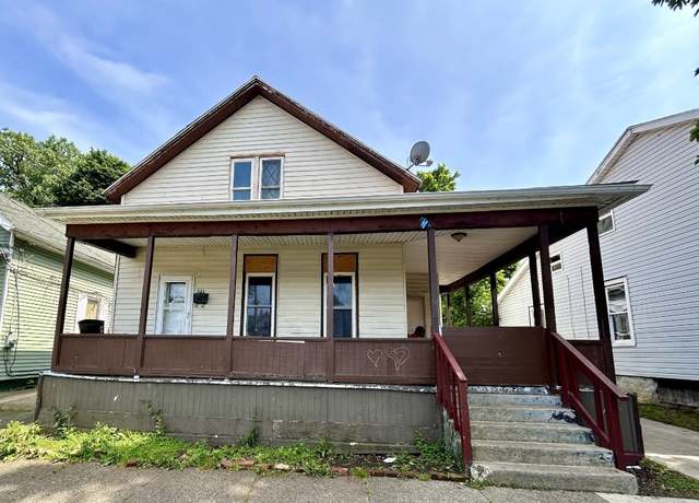 Property at 523 E 10th St, Erie, PA 16503, 10 beds, 3 baths