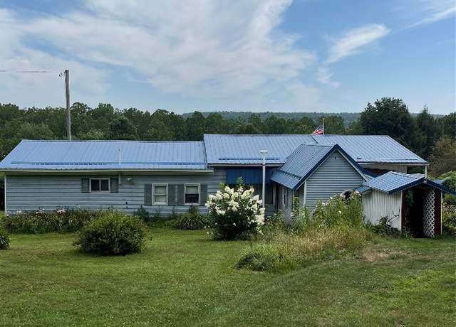 Property at 14634 S Mosiertown Rd, Meadville, PA 16335, 2 beds, 1 bath