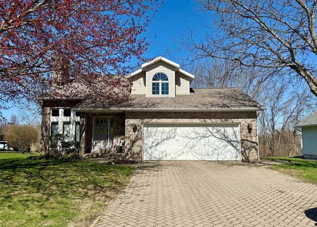 Property at 4310 Cooper Rd, Erie, PA 16510, 3 beds, 2 baths