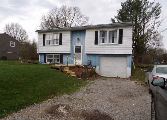 Property at 21749 Golden Dr, Meadville, PA 16335, 2 beds, 1 bath