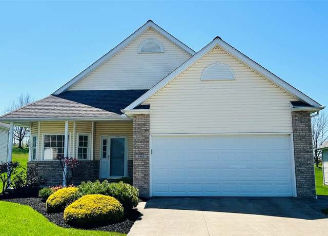 Property at 6480 Meadowland Cir, Erie, PA 16509, 3 beds, 2 baths