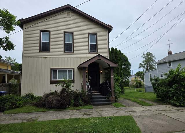 Property at 340 W 24 St, Erie, PA 16502, 6 beds, 2 baths
