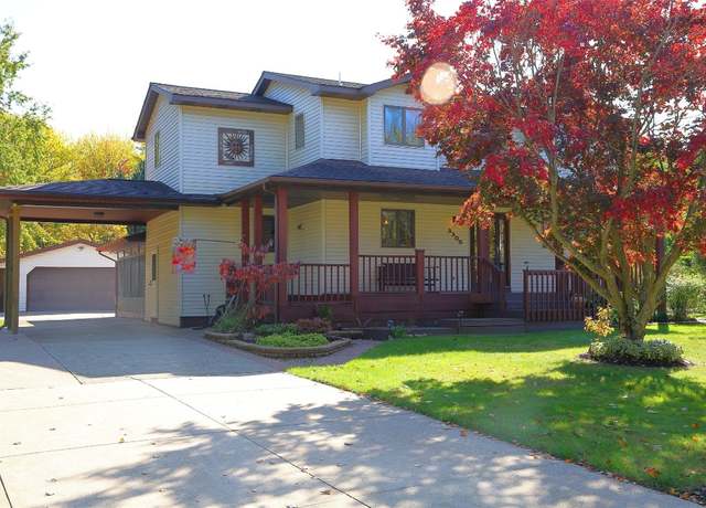 Property at 3305 Saltsman Rd, Erie, PA 16510, 4 beds, 2 baths