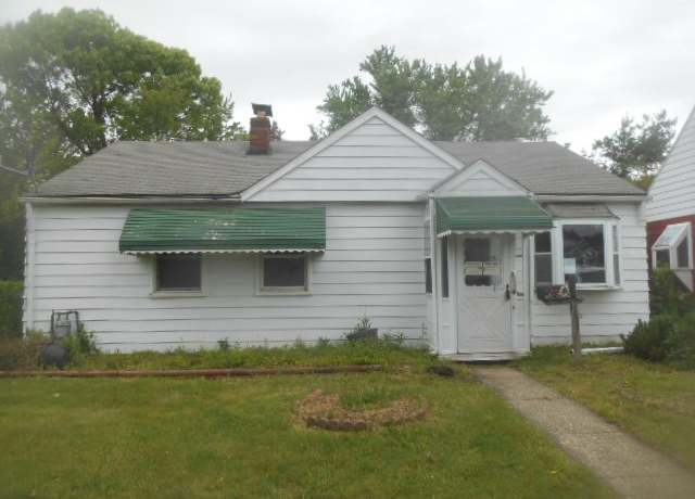 Property at 1050 W 39th St, Erie, PA 16509, 2 beds, 1 bath