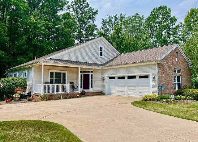 Property at 6965 Jefferson Ct, Fairview, PA 16417, 3 beds, 2.5 baths