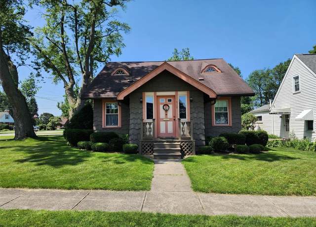 Property at 940 Ardmore Ave, Erie, PA 16505, 4 beds, 1 bath