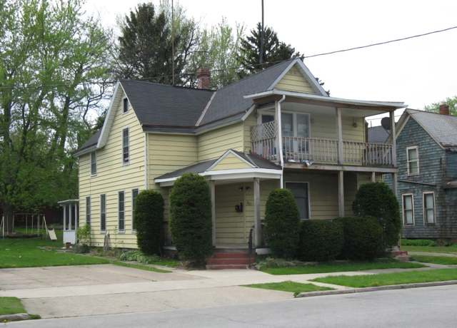 Property at 443 E 27 TH St, Erie, PA 16504, 3 beds, 3 baths