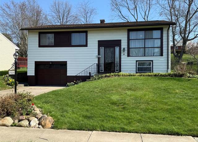 Property at 2525 E 44 St, Erie, PA 16510, 3 beds, 2 baths