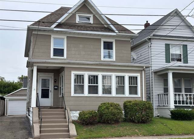 Property at 2121 Plum St, Erie, PA 16502, 4 beds, 1.5 baths